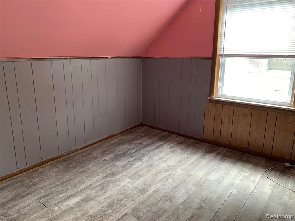 4924 Howe Road Wayne, MI 48184 - Photo 9 of 10