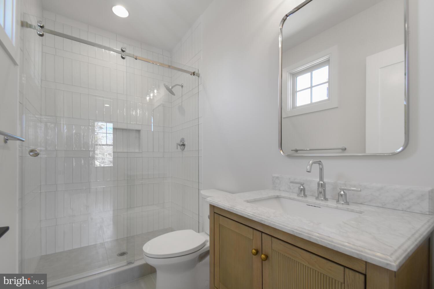 7819 Exeter Road Bethesda, MD 20814 - Photo 29 of 38 Upstairs Bedroom #3 Full Bathroom
