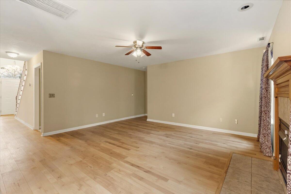 938 Cannock Street Grovetown, GA 30813 - Photo 14 of 34 18-Living Room