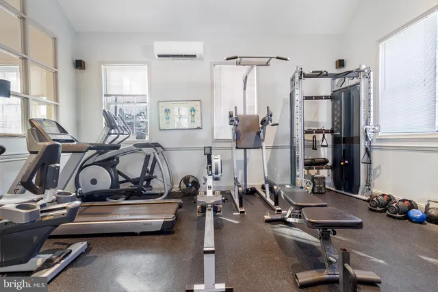 $282,000 | 1602 West Abingdon Drive, Unit 201, Alexandria, VA 22314