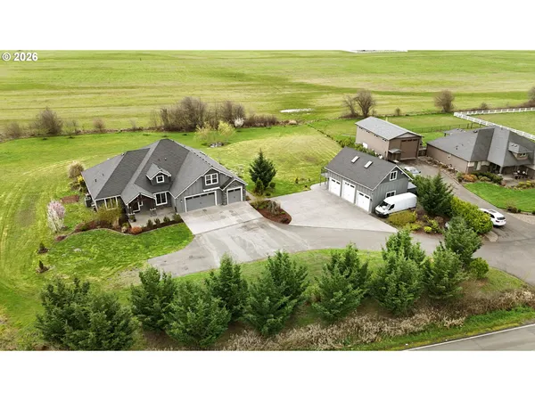 a view of outdoor space