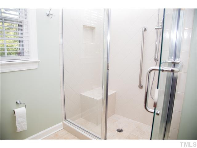 4809 Poland Place Raleigh, NC 27609 - Photo 19 of 25 Bathroom