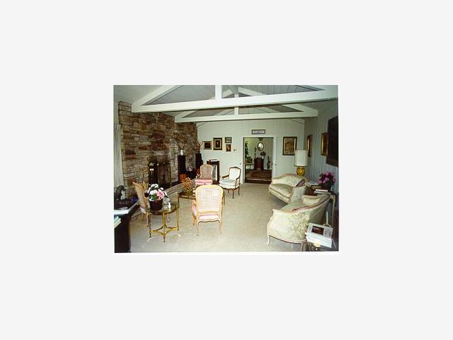 1428 Manor Road Monterey, CA 93940 - Photo 5 of 6 Gallery Image 5