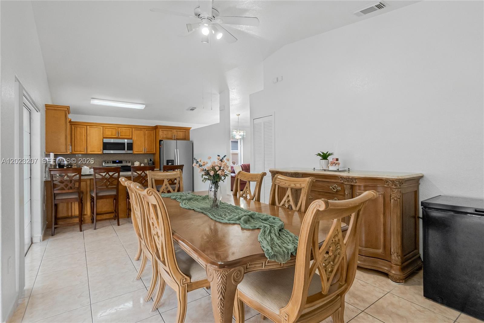 3254 West 78th Street Hialeah, FL 33018 - Photo 7 of 25