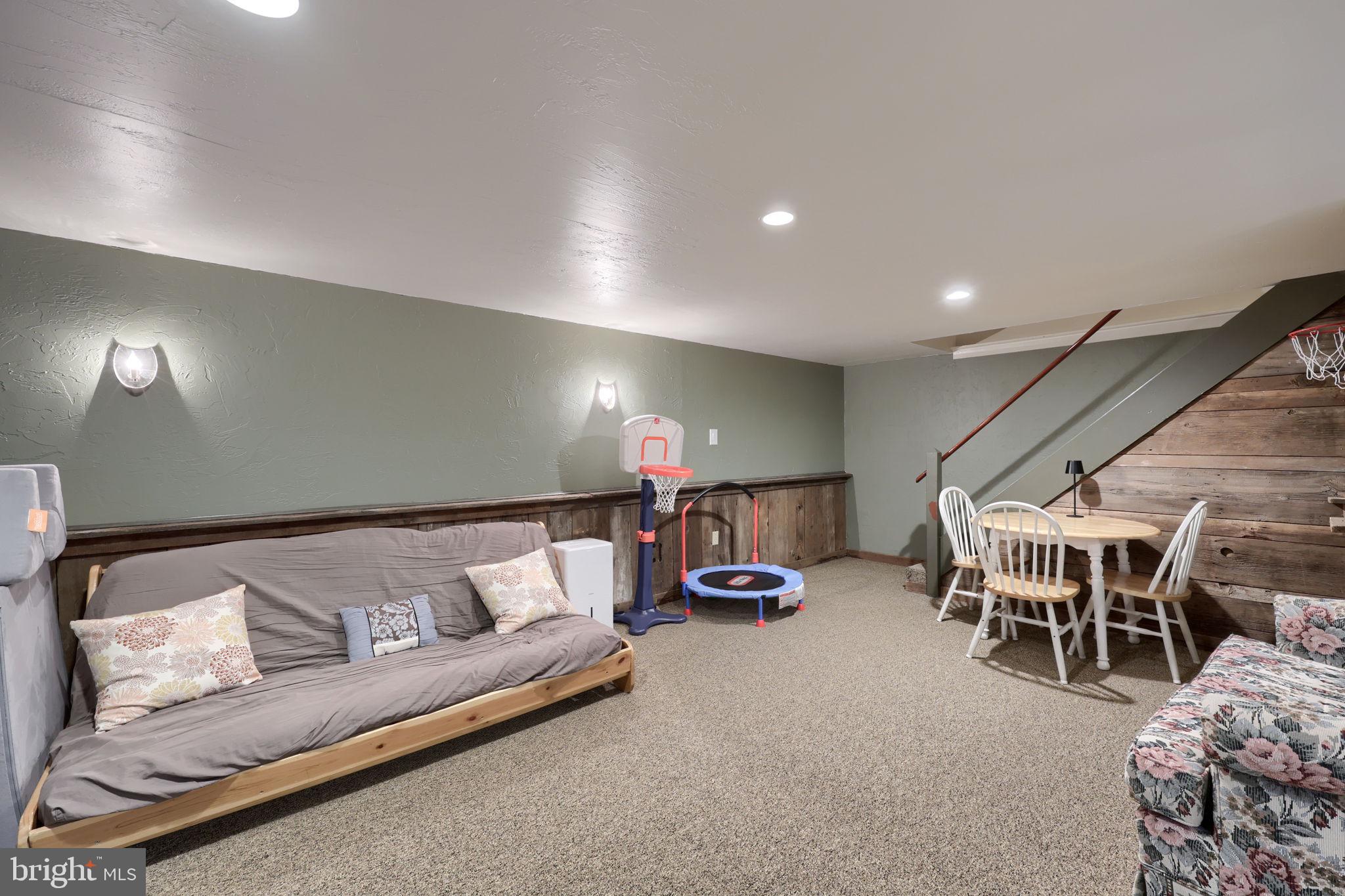 1226 West Lexington Road Manheim, PA 17545 - Photo 37 of 45 Gallery Image 37