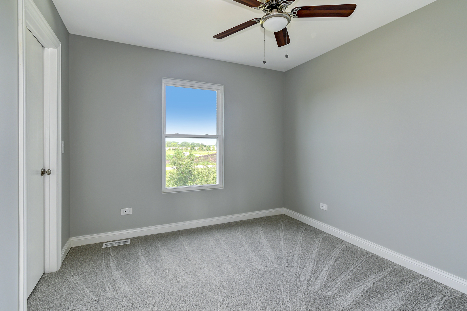 492 Windcrest Drive Romeoville, IL 60446 - Photo 14 of 17