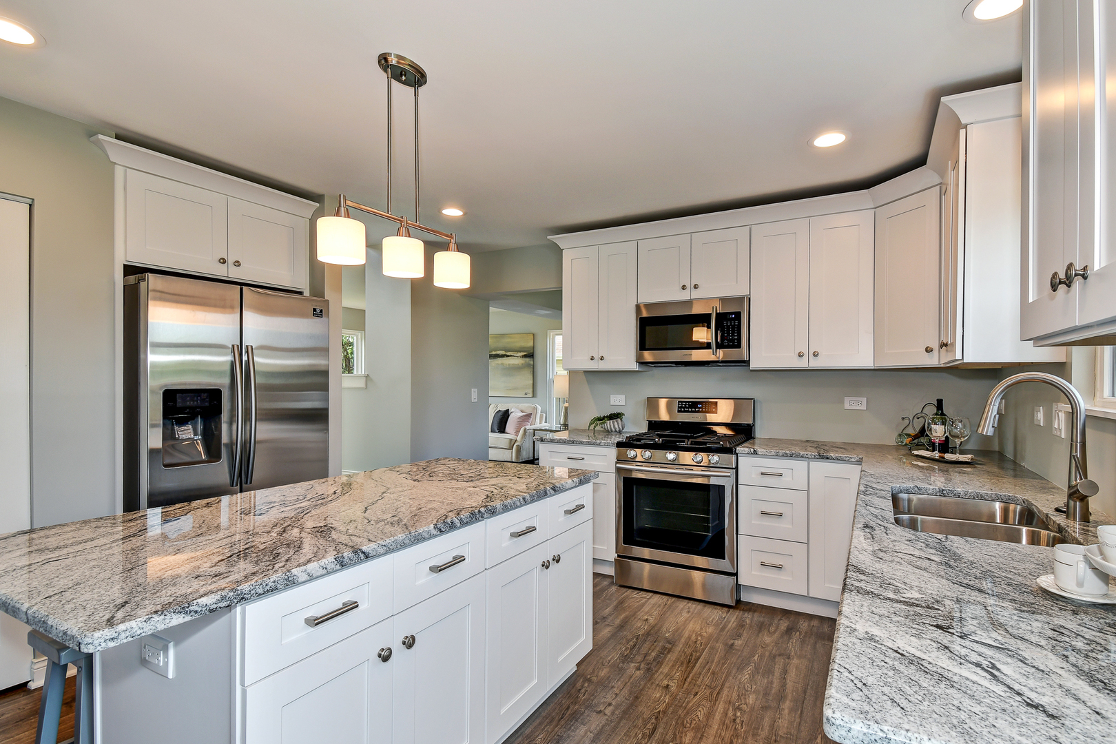 492 Windcrest Drive Romeoville, IL 60446 - Photo 4 of 17