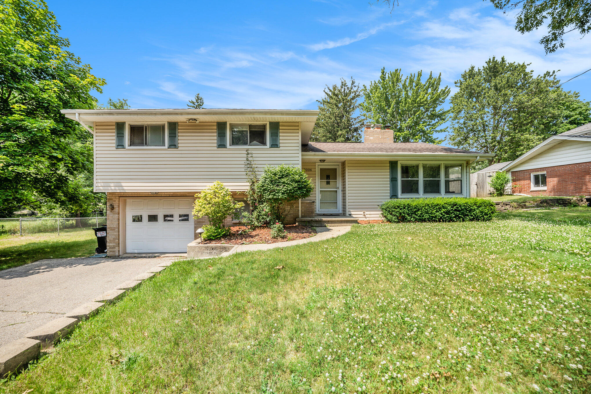 3006 Romence Road Portage, MI 49024 - Photo 1 of 31 002_dsc01214
