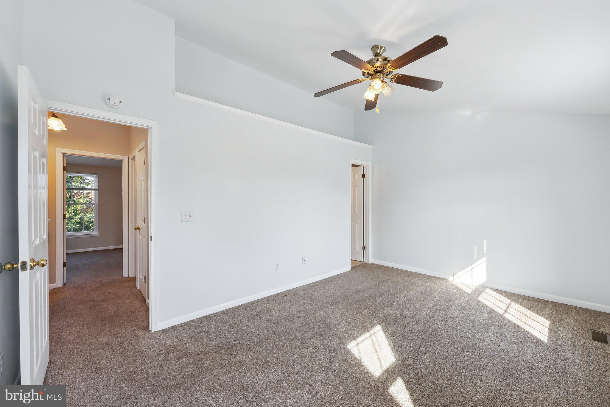 45326 Gable Square Sterling, VA 20164 - Photo 14 of 28