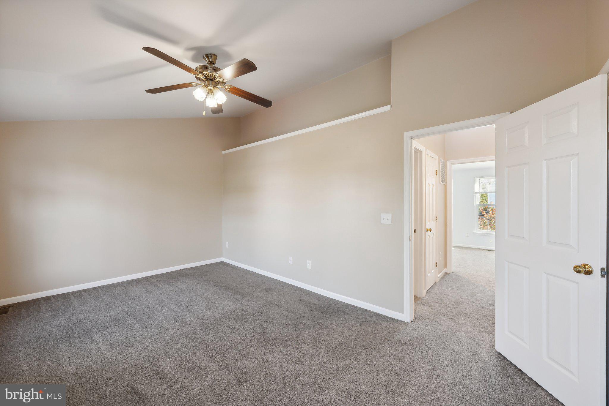 45326 Gable Square Sterling, VA 20164 - Photo 17 of 28