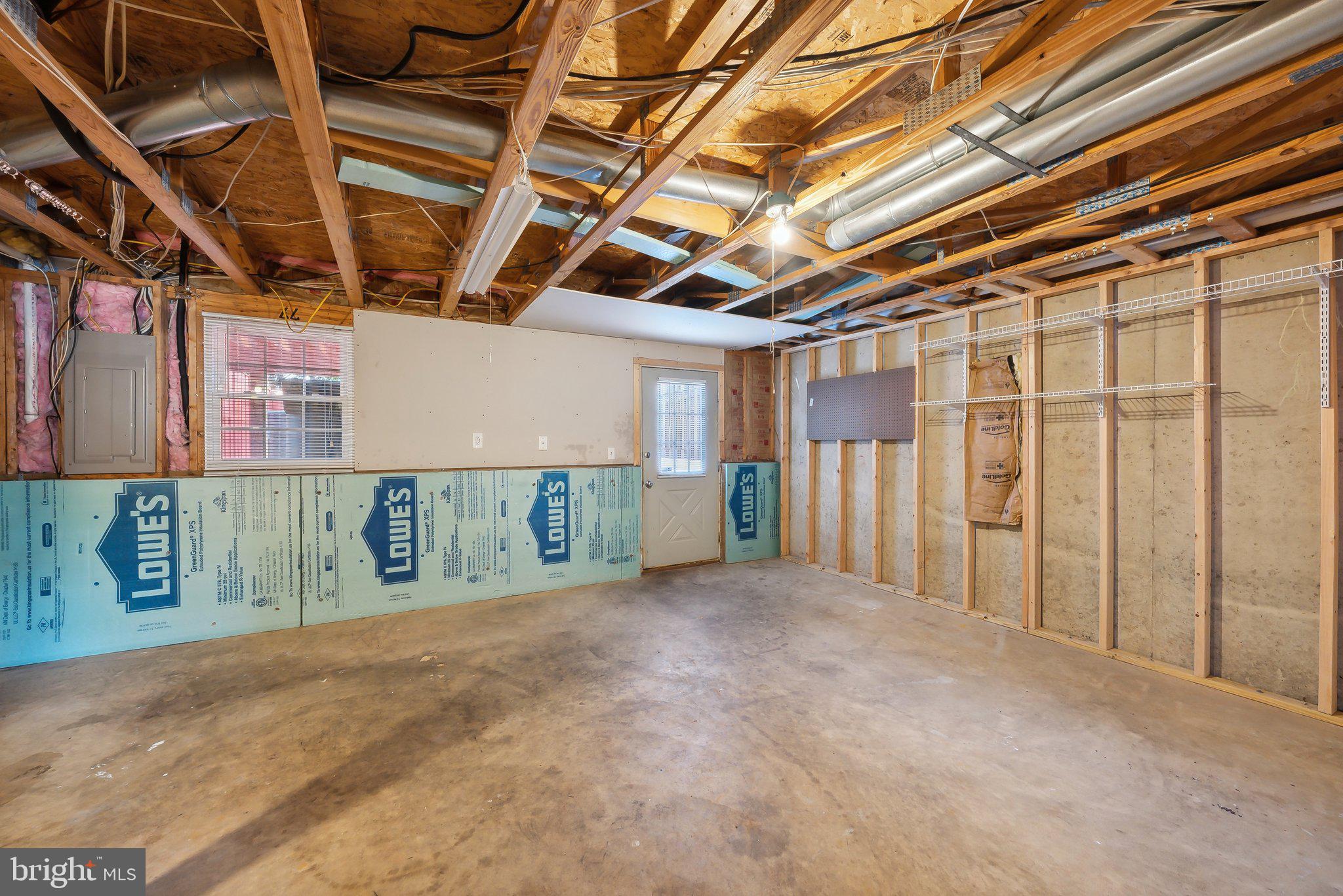 45326 Gable Square Sterling, VA 20164 - Photo 20 of 28 Walkout basement