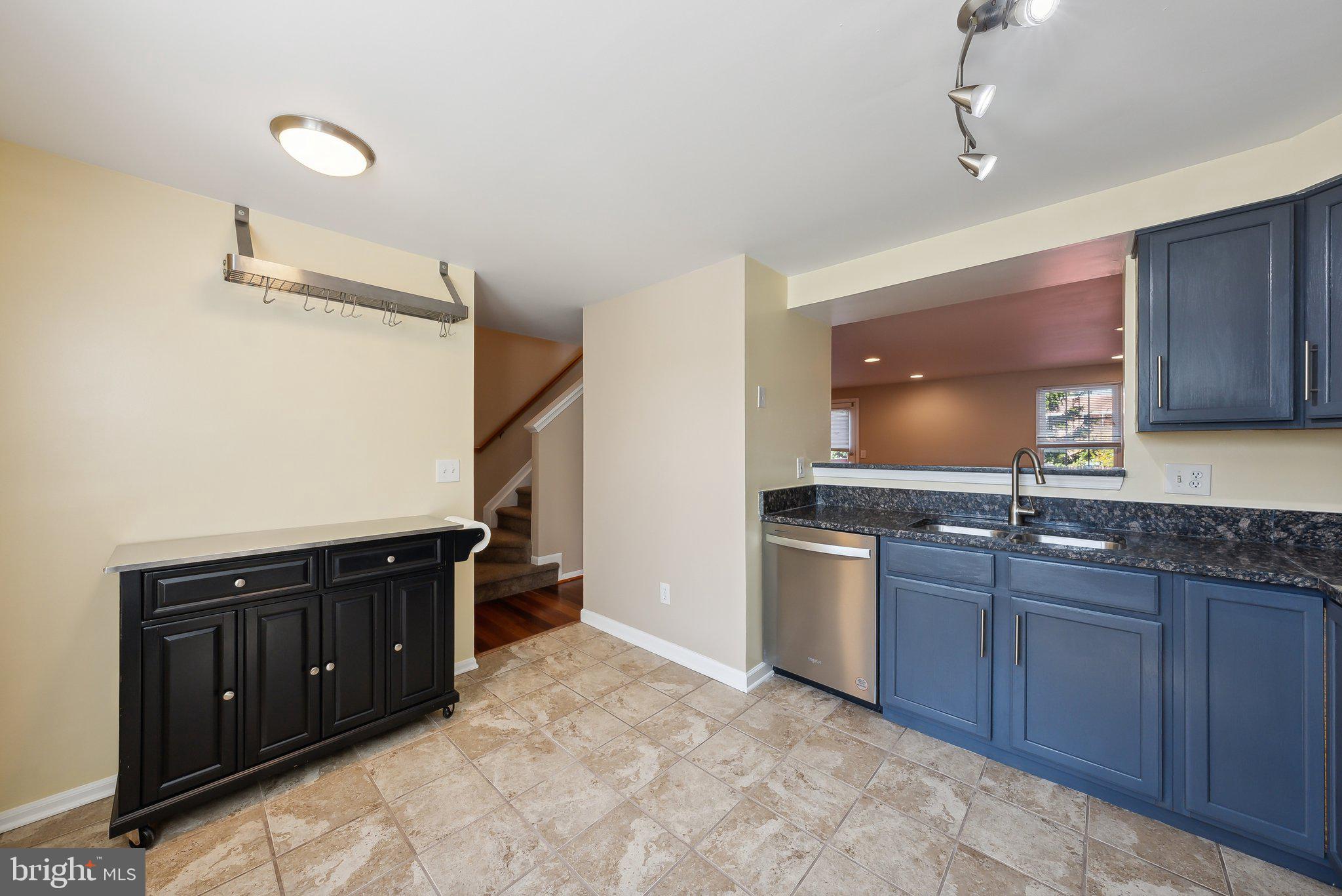 45326 Gable Square Sterling, VA 20164 - Photo 9 of 28