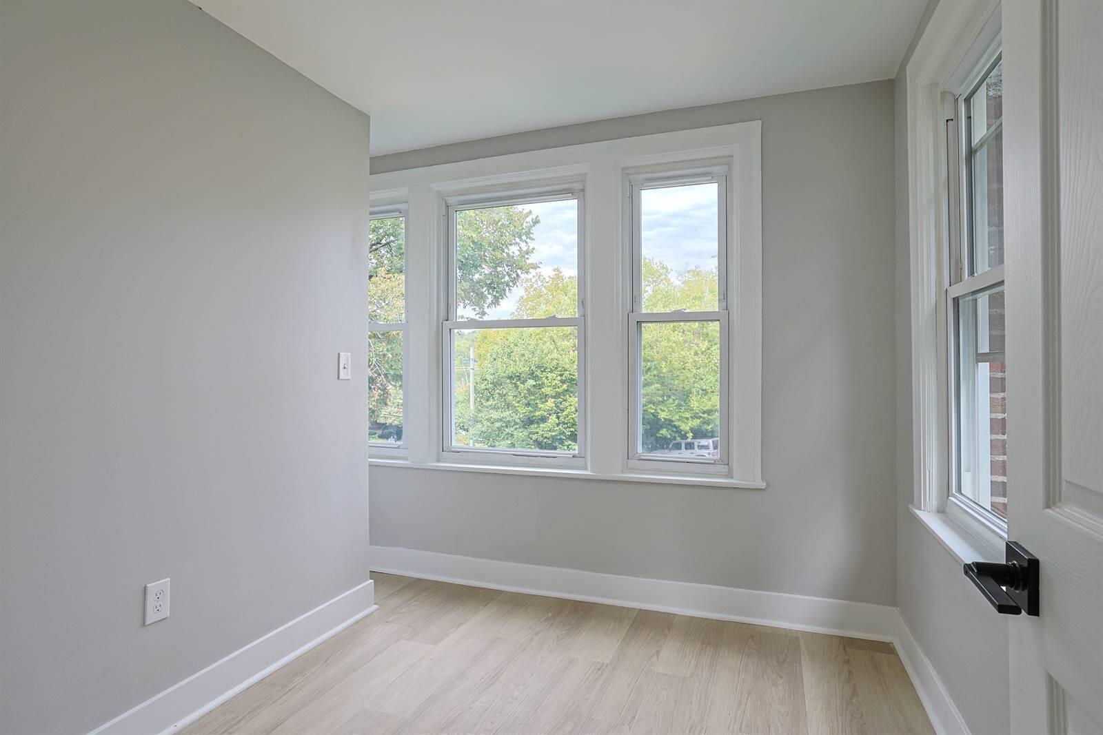 1139 Mt Allen Road Covington, KY 41011 - Photo 23 of 35 023-Bedroom-3