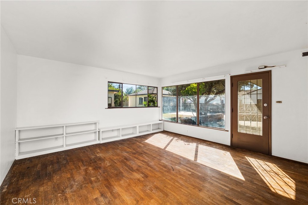 3024 Pine Street Riverside, CA 92501 - Photo 6 of 46