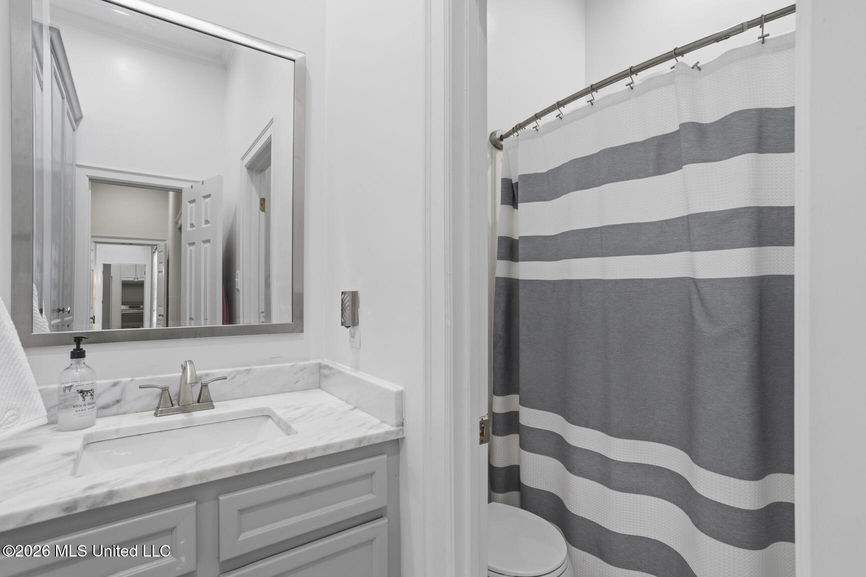 4210 Ridgewood Road Jackson, MS 39211 - Photo 24 of 27 4210 Ridgewood-25