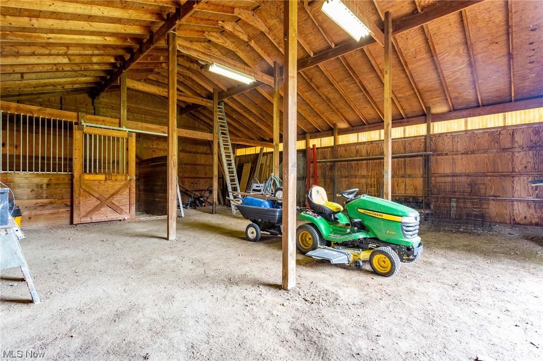 10407 Church Road Huron, OH 44839 - Photo 25 of 35 Barn
