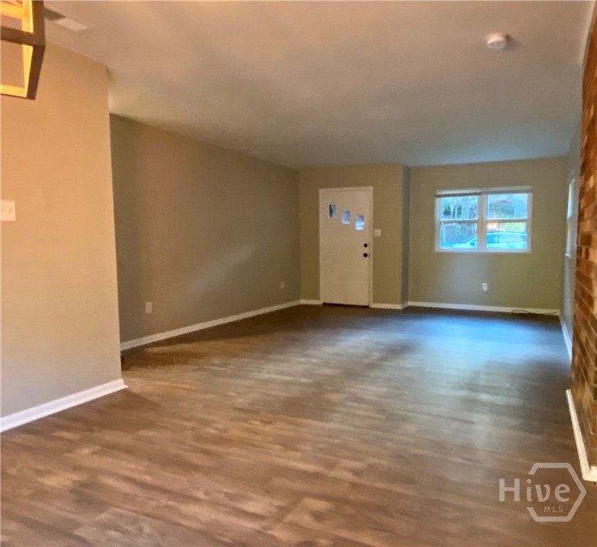 8620 Ferguson Avenue Savannah, GA 31406 - Photo 2 of 20