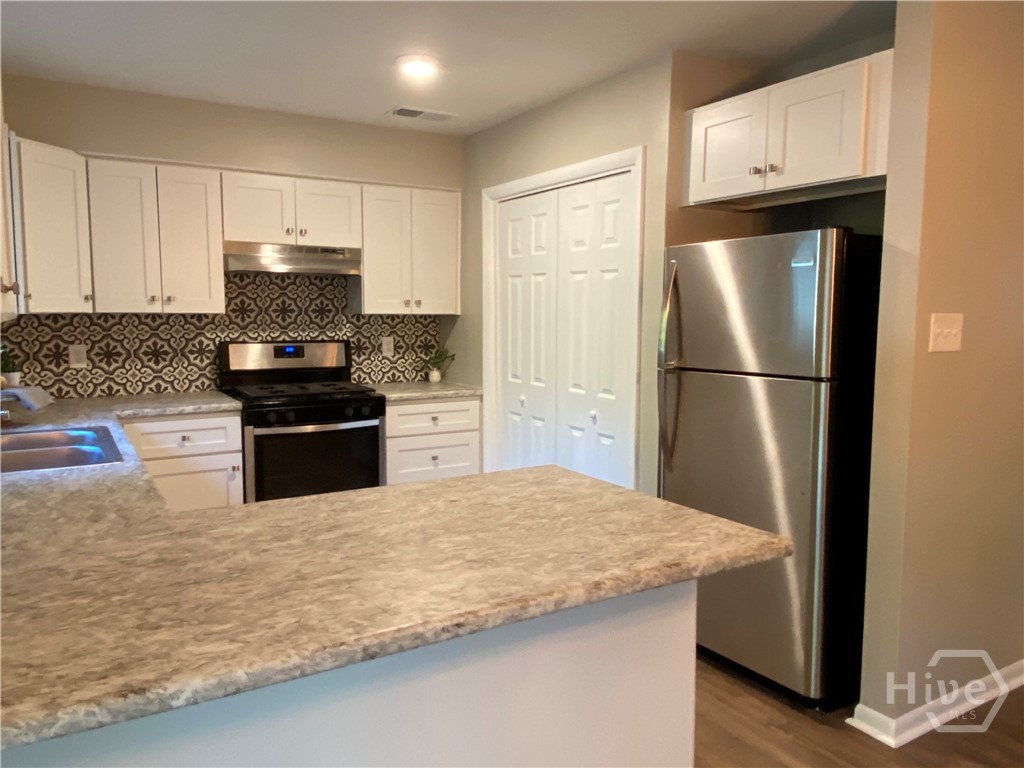 8620 Ferguson Avenue Savannah, GA 31406 - Photo 4 of 20