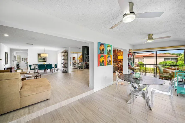 $319,000 | 7920 Eastlake Drive, Unit 19B, Boca Raton, FL 33433