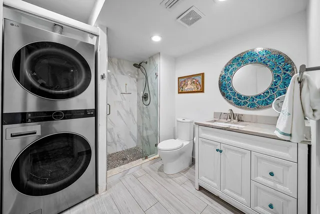 $319,000 | 7920 Eastlake Drive, Unit 19B, Boca Raton, FL 33433