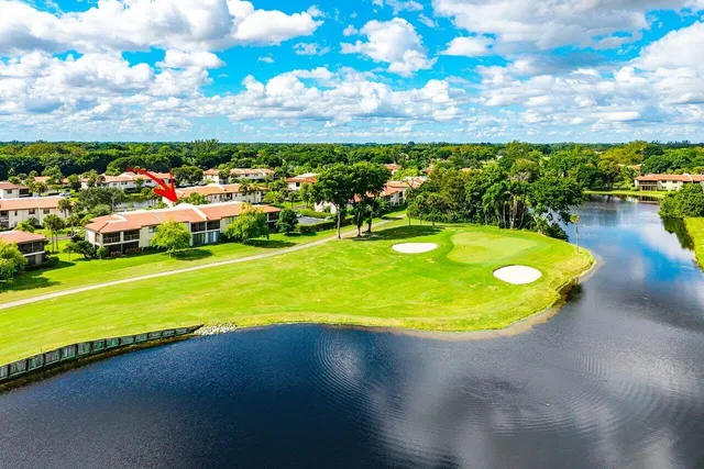 $319,000 | 7920 Eastlake Drive, Unit 19B, Boca Raton, FL 33433