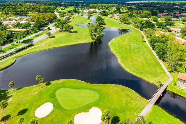 $319,000 | 7920 Eastlake Drive, Unit 19B, Boca Raton, FL 33433