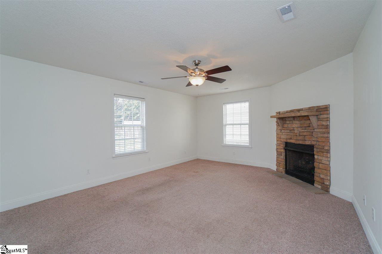 6 Falling Springs Simpsonville, SC 29681 - Photo 13 of 32 Gallery Image 13