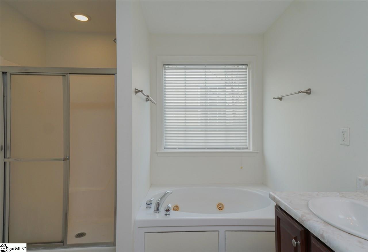 6 Falling Springs Simpsonville, SC 29681 - Photo 22 of 32 Gallery Image 22