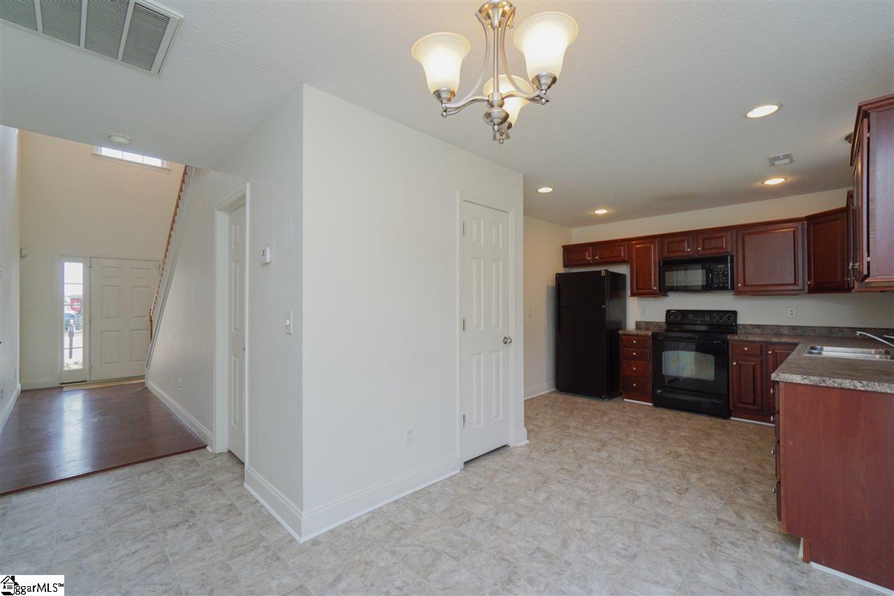 6 Falling Springs Simpsonville, SC 29681 - Photo 10 of 32 Gallery Image 10