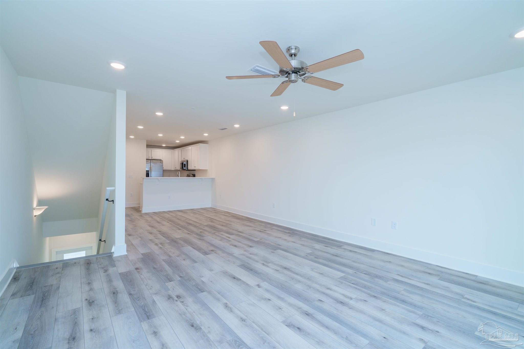 16142 Innerarity Point Road Pensacola, FL 32507 - Photo 7 of 21 Gallery Image 7