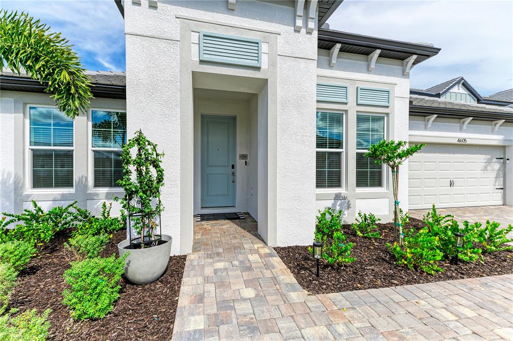 4605 Sweet Retreat Run Lakewood Ranch, FL 34211 - Photo 3 of 65