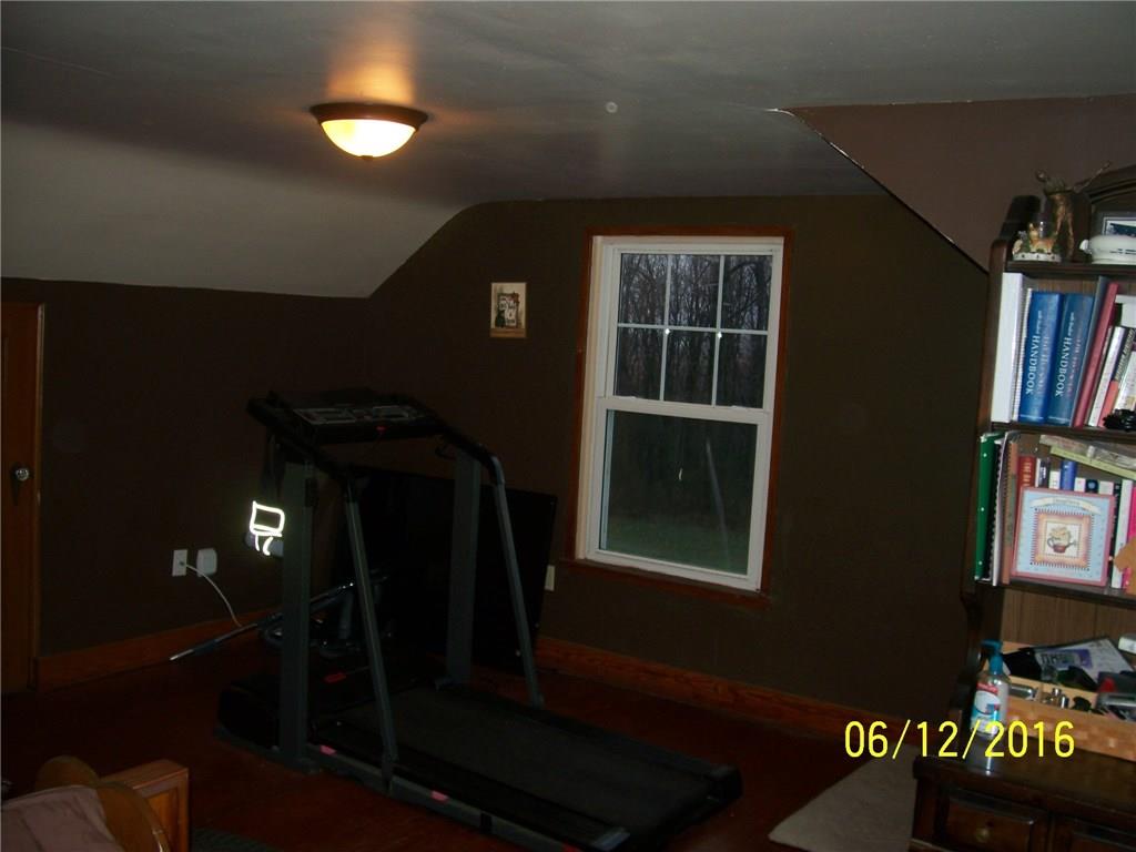 1149 Chaintown Road Scottdale, PA 15683 - Photo 11 of 19