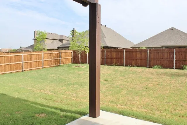 $2,195 | 317 Haven Road, Waxahachie, TX 75165