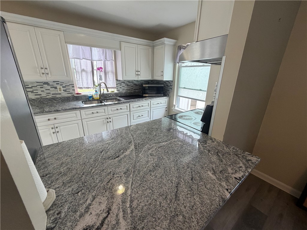 324 Dudley Street Providence, RI 02907 - Photo 10 of 24