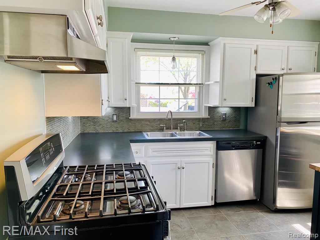 4600 Chicago Road Warren, MI 48092 - Photo 13 of 43