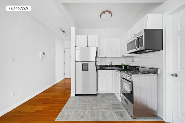 $699,000 | 220 West 111th Street, Unit 2B | Harlem