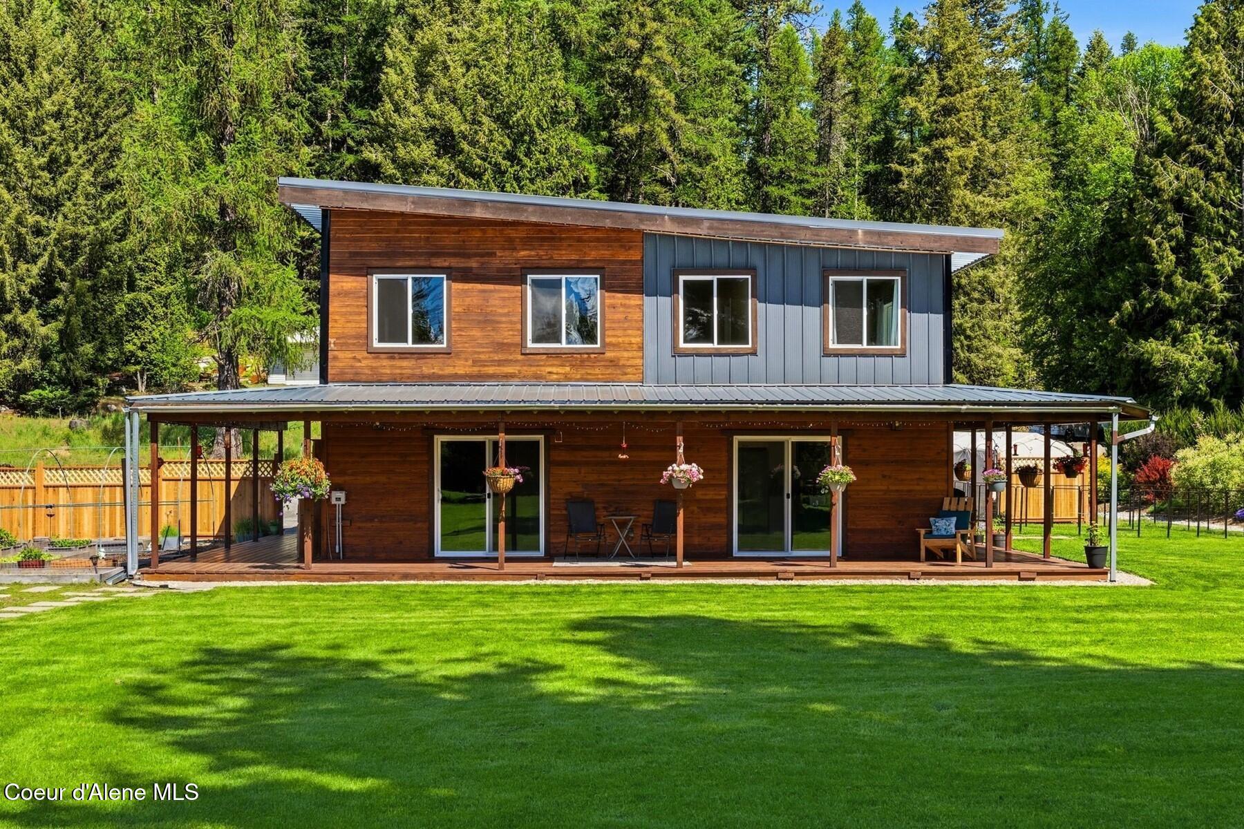 Modern Living, Natural Setting
