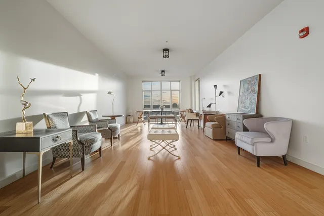 $4,500 | 150 Dorchester Avenue, Unit 607, Boston, MA 02127