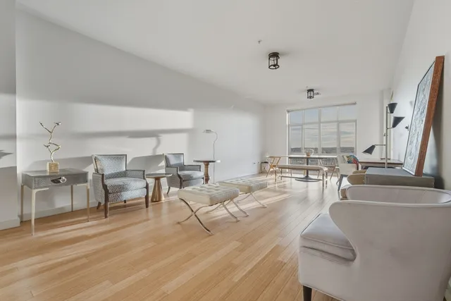 $4,500 | 150 Dorchester Avenue, Unit 607, Boston, MA 02127