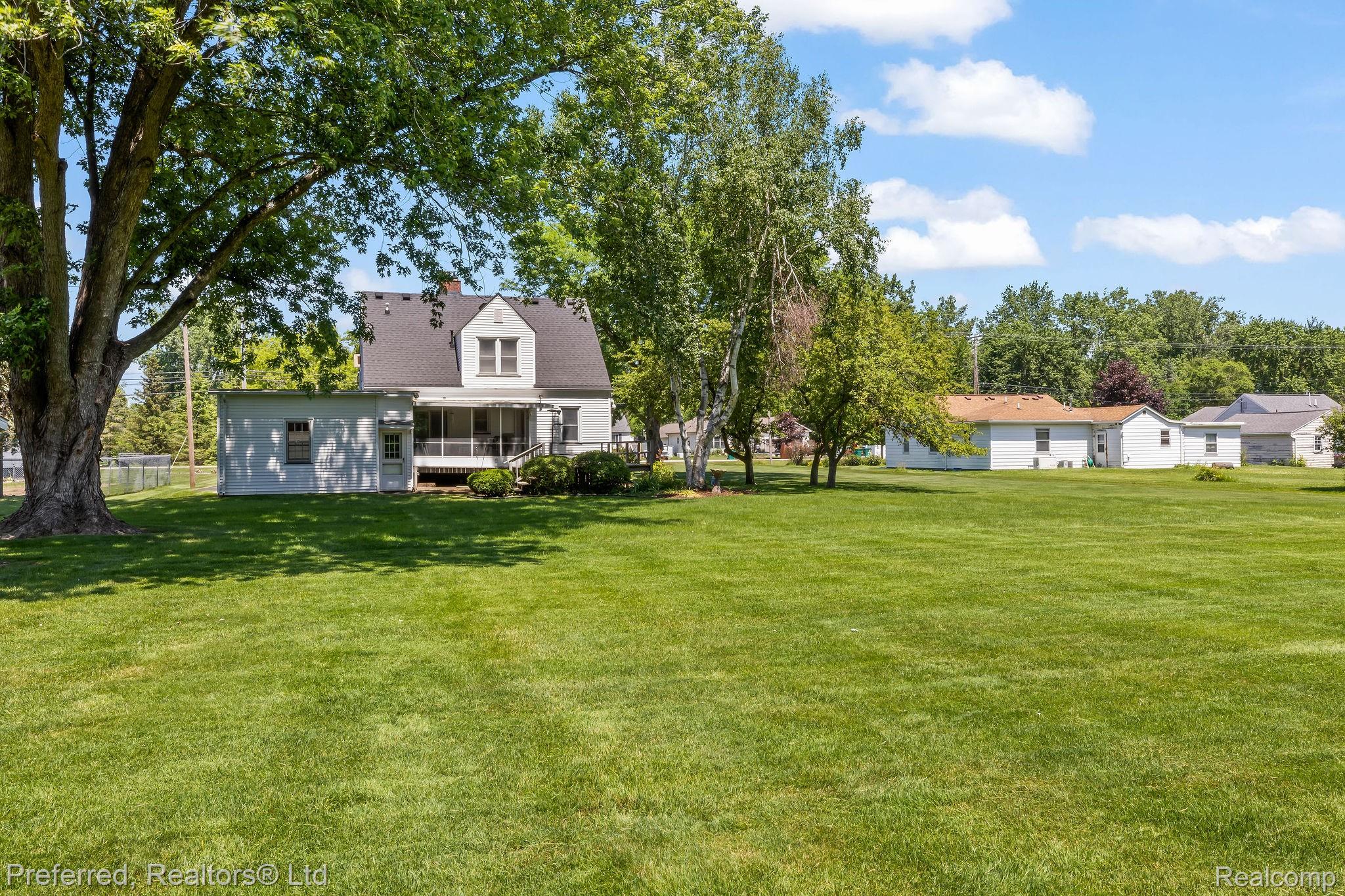 3792 Wheeler Road Bay City, MI 48706 - Photo 31 of 35 Wheeler16.jpg