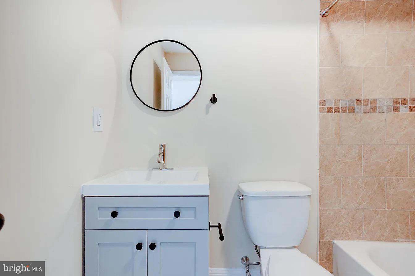 1315 North 19th Street, Unit A Philadelphia, PA 19121 - Photo 11 of 27