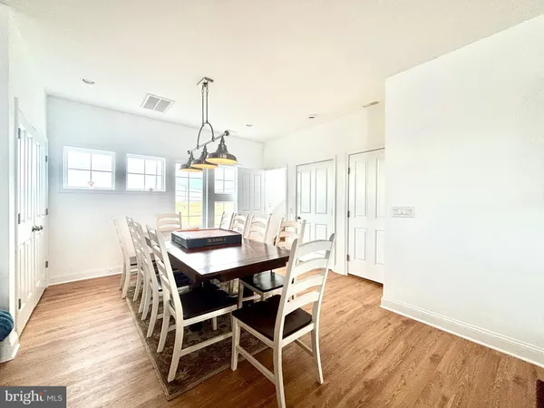 $4,400 | 448 Dock Road, West Creek, NJ 08092