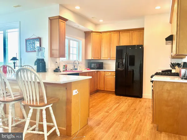 $4,400 | 448 Dock Road, West Creek, NJ 08092