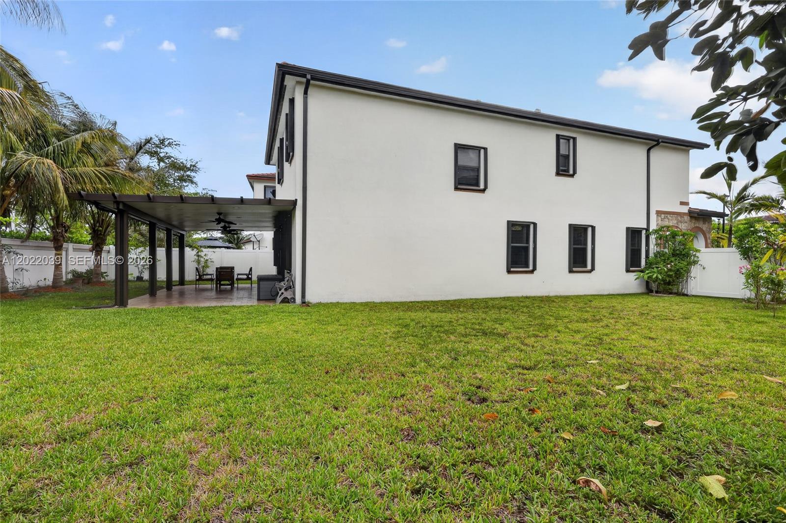 10400 West 35th Way Hialeah, FL 33018 - Photo 38 of 55