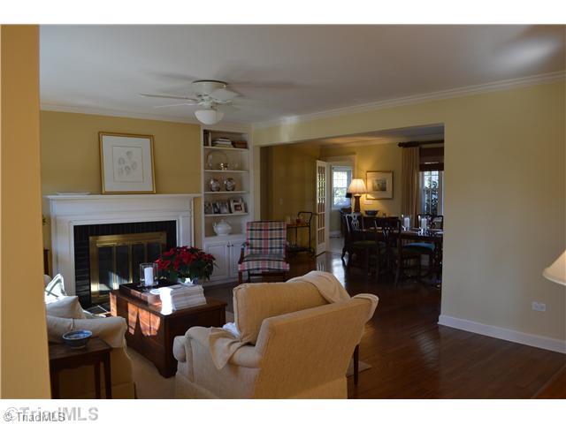 223 Robin Road Mount Airy, NC 27030 - Photo 4 of 16 Living Room.