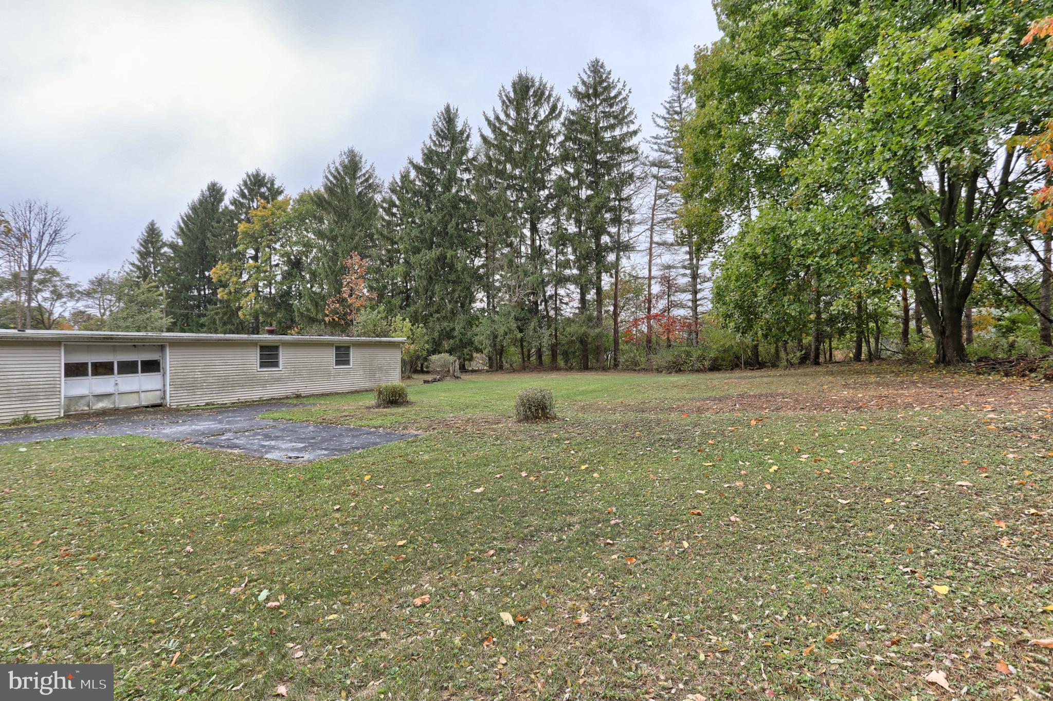 77 Tiley Road Ashland, PA 17921 - Photo 31 of 35 a view of a backyard