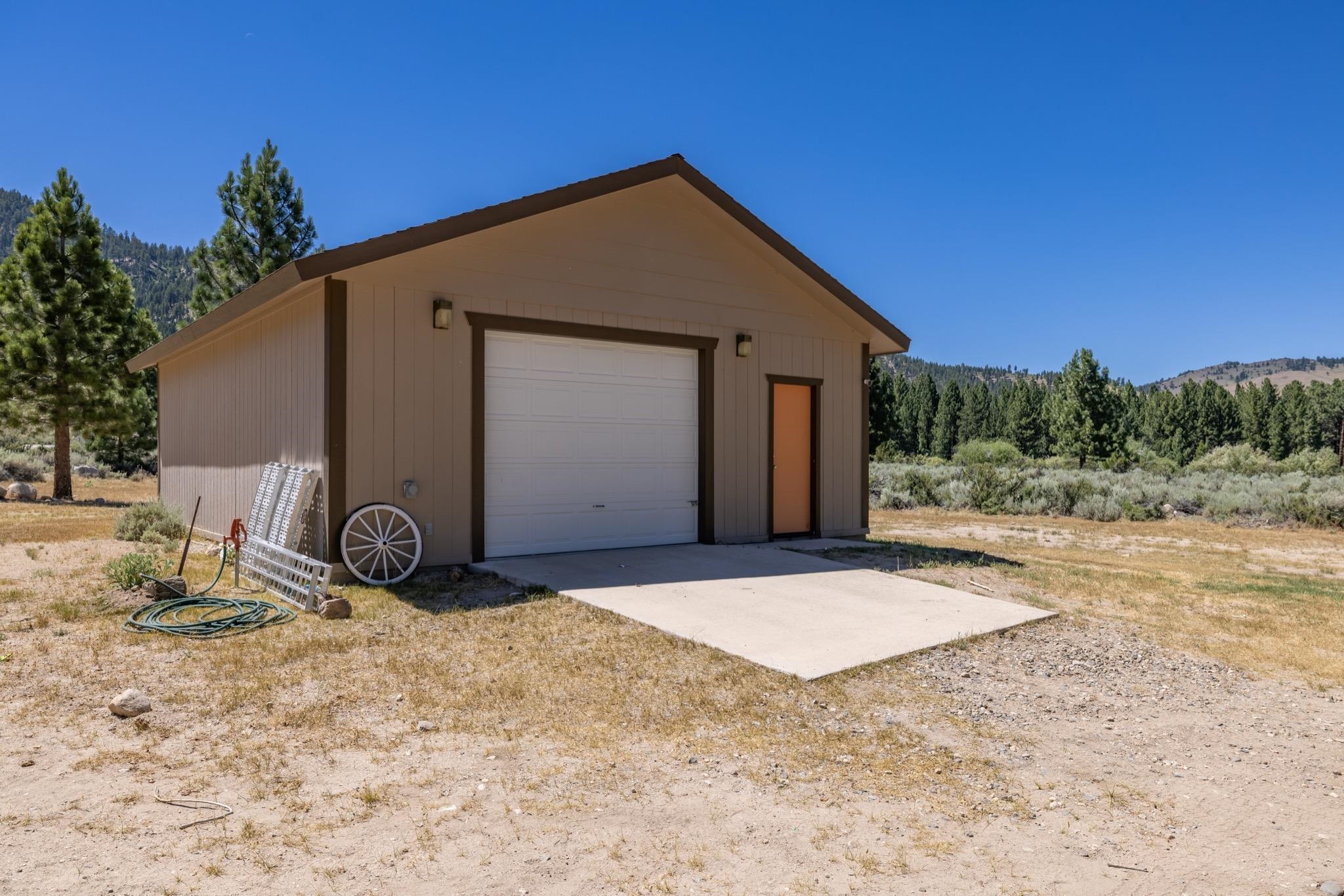 6868 Twin Lakes Road Bridgeport, CA 93517 - Photo 43 of 57