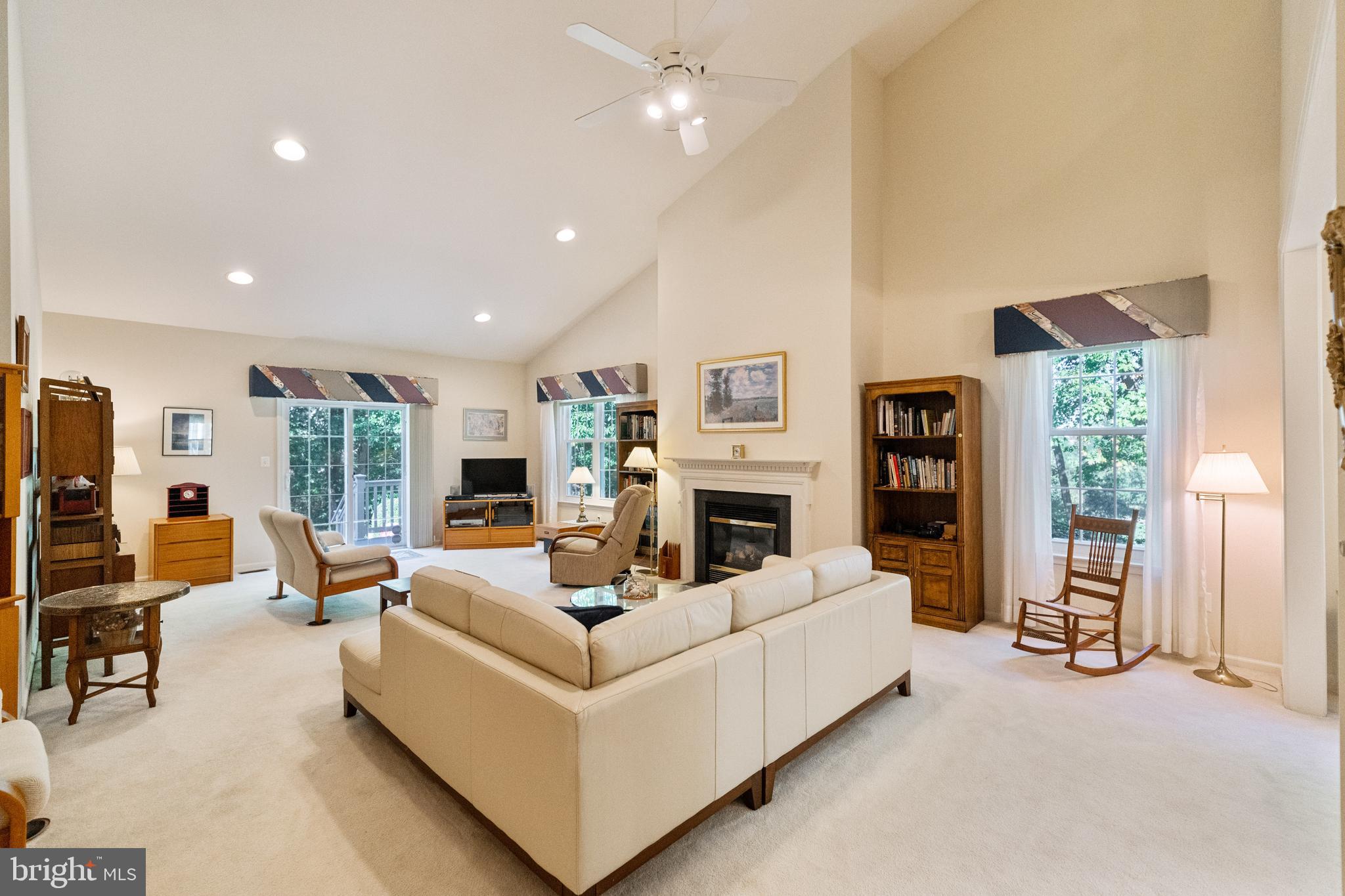 13518 Ryton Ridge Lane Gainesville, VA 20155 - Photo 12 of 39 Gallery Image 12