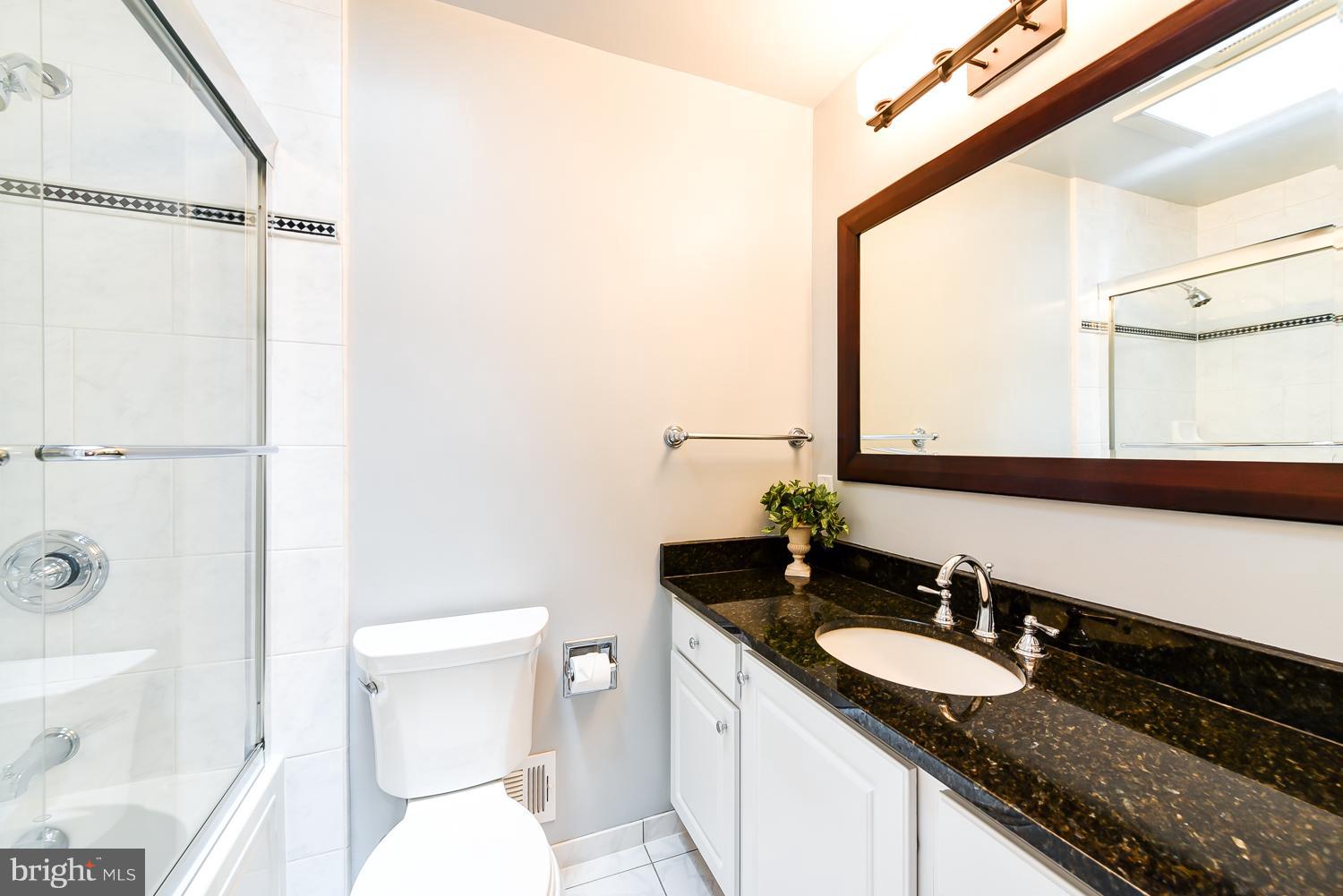 6911 Gillings Road Springfield, VA 22152 - Photo 16 of 30 Upper hall bath.