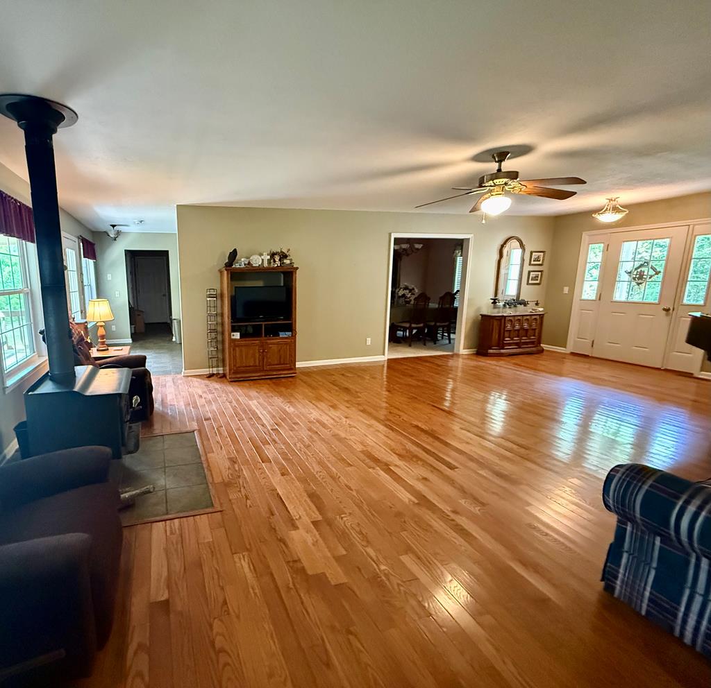 448 Soap Ridge Road Dugspur, VA 24325 - Photo 6 of 46 Gallery Image 6